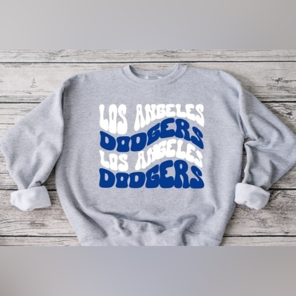 ⭐️HP⭐️Los Angeles Dodgers Wavy Crewneck
